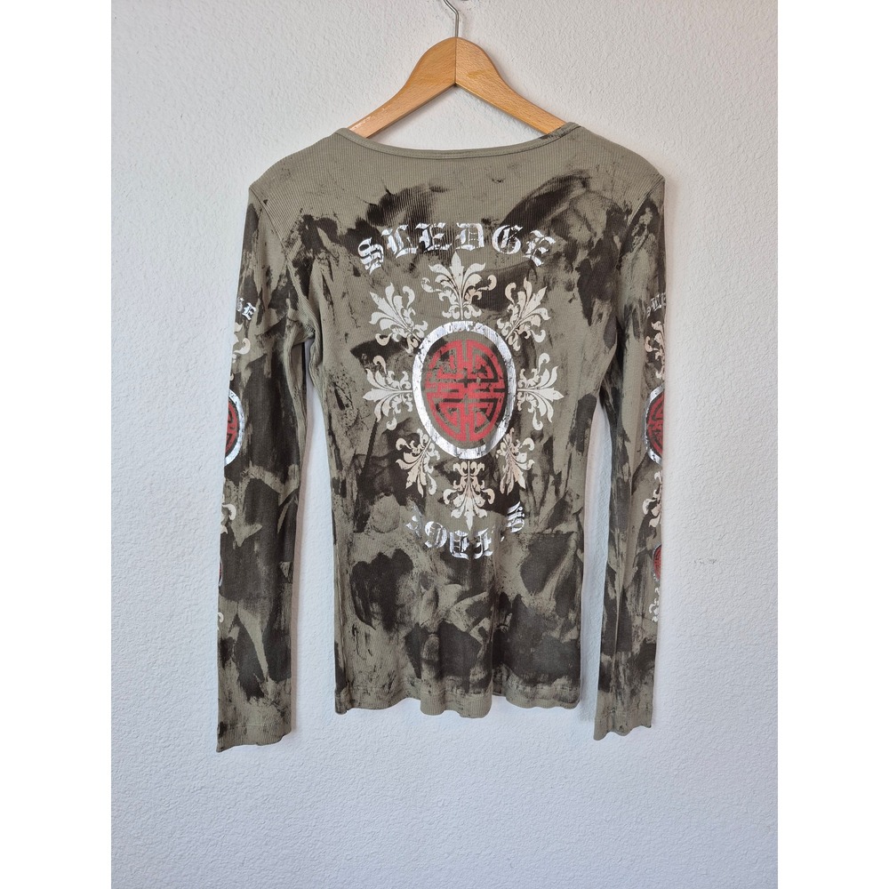 Sledge USA V-Neck Long Sleeve Ribbed Thermal Acid Wash Graphic Top Size Medium - Picture 3 of 6